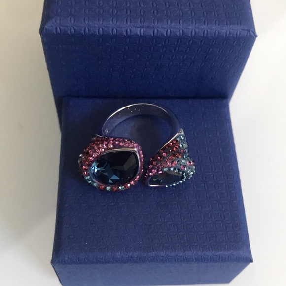 Gorgeous Authentic Swarovski Violet Blue Ombré Snake Ring. 55. New - Picture 6 of 14